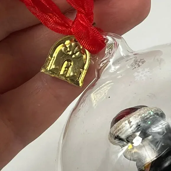 Thomas Pacconi Penguin Glass Dome Ornament Snowglobe Glitter 4.25" Vintage - Picture 7 of 8